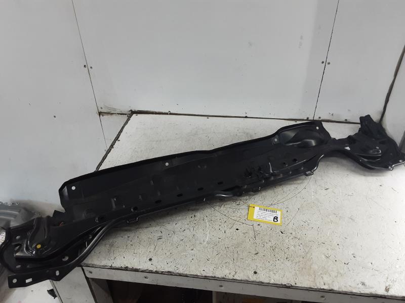 PLASTIEK WINDSCHERM Toyota COROLLA CROSS 1/23+