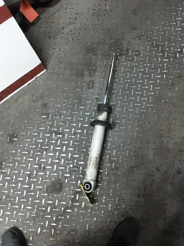 REAR SHOK ABSORBER RIGHT Bmw 5 E60 09/03 - 03/10