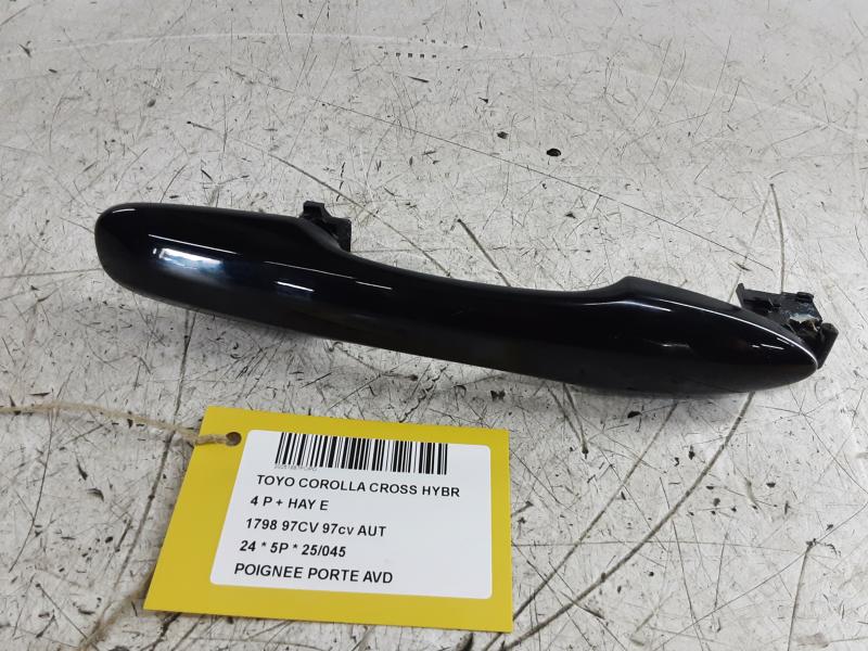 DOOR HANDLE FRONT RIGHT Toyota COROLLA CROSS 1/23+