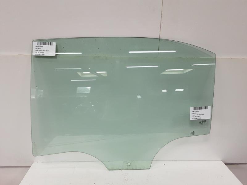 LEFT REAR DOOR WINDOW Skoda RAPID 12/12 - 5/17