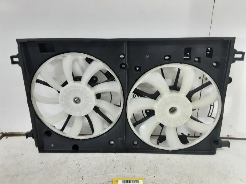 MOTEUR DE VENTILATEUR Toyota COROLLA CROSS 1/23+