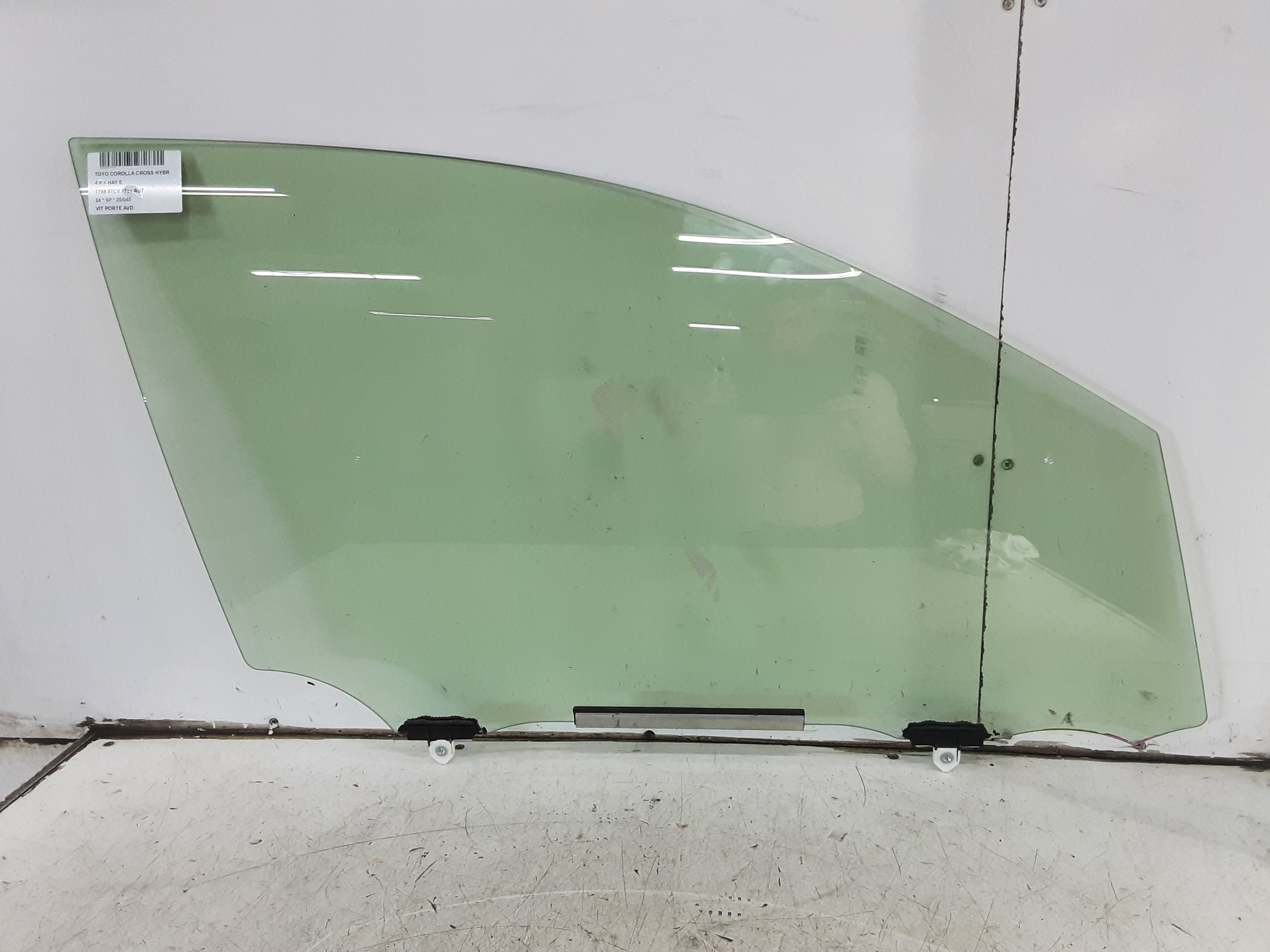 VITRE DE PORTE AVANT DROITE