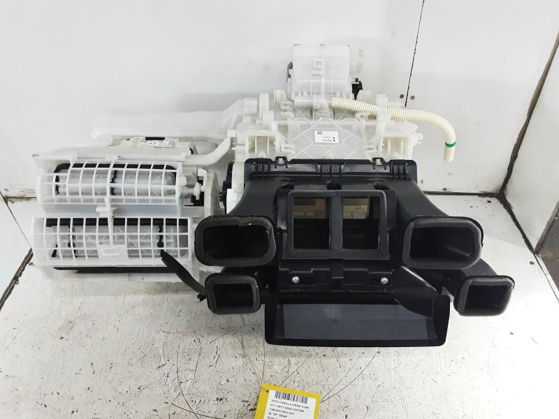 KACHELRADIATOR Toyota COROLLA CROSS 1/23+