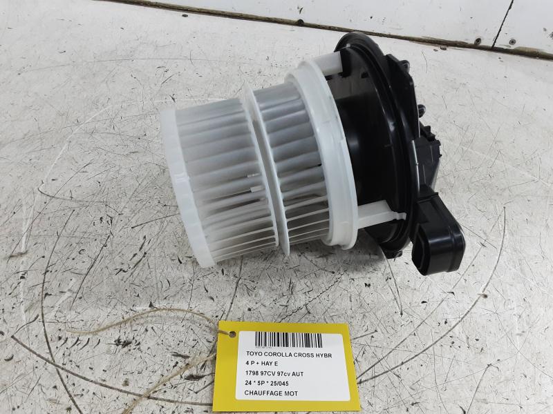 MOTOR VERWARMING Toyota COROLLA CROSS 1/23+