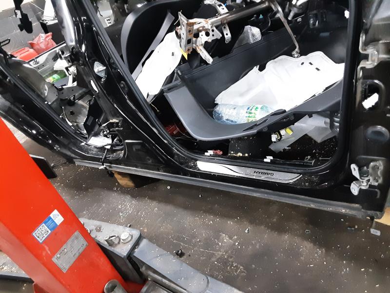 BAS DE CAISSE DROIT Toyota COROLLA CROSS 1/23+