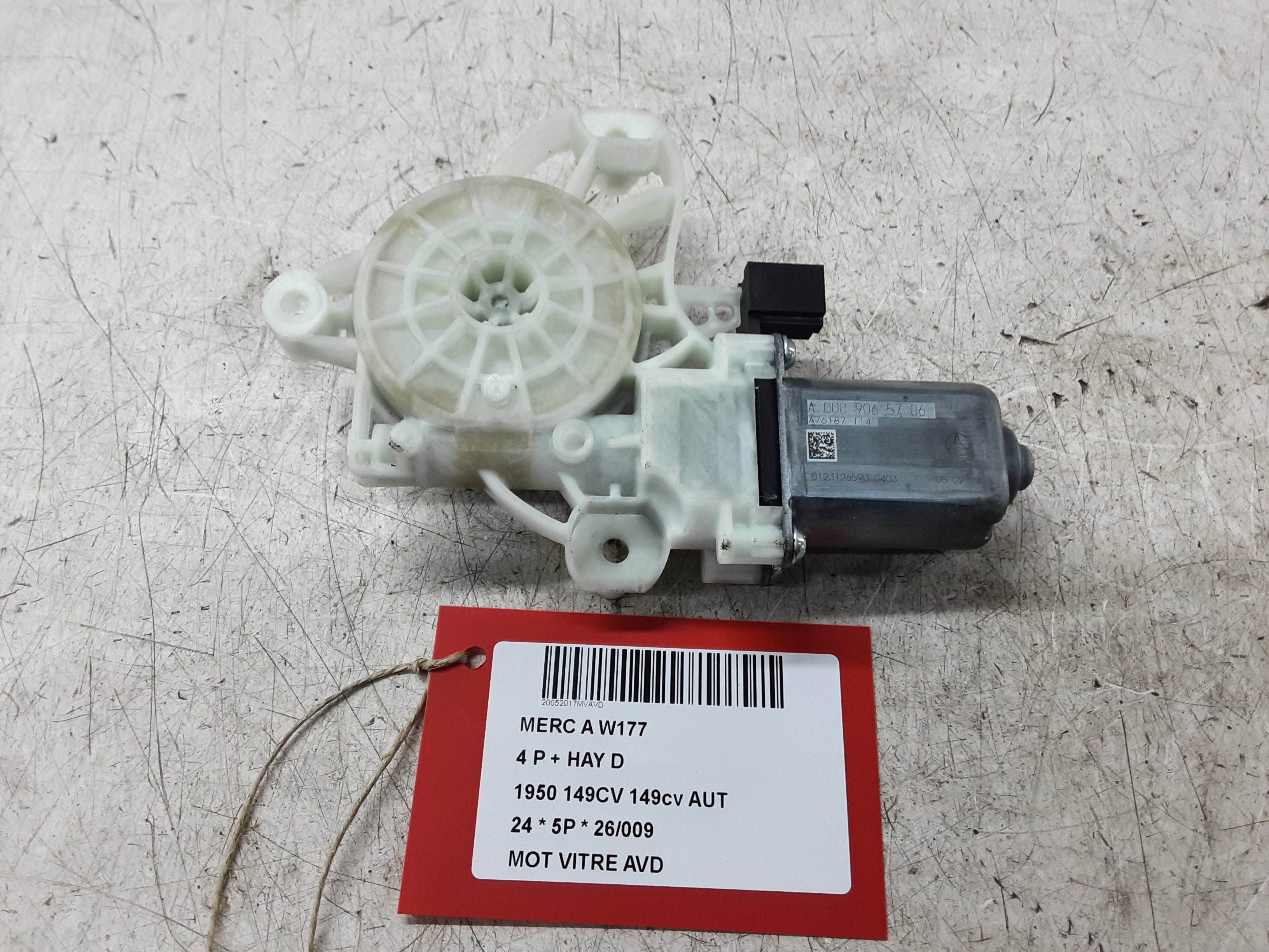 MOTOR RUITMECHANISME VOOR RECHTS