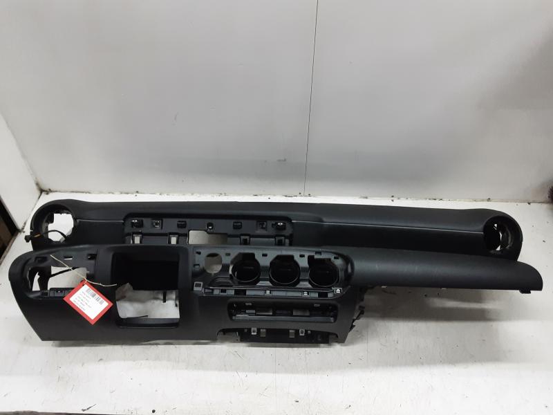 DASHBOARD Mercedes-Benz A W177 FaceLift 2/23+