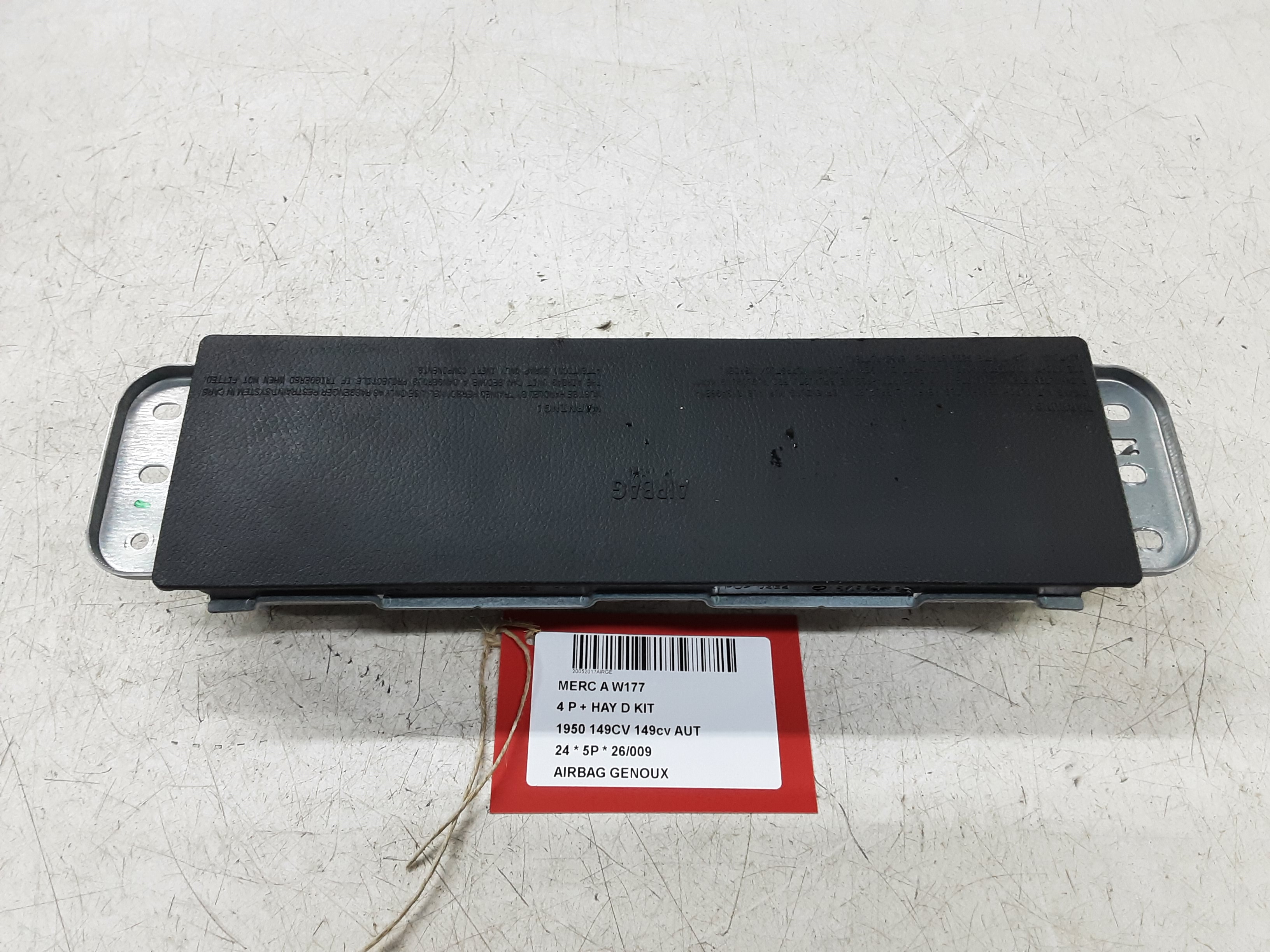 KNEE AIRBAG Mercedes-Benz A W177 FaceLift 2/23+
