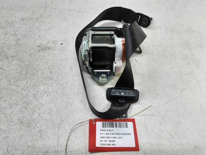 CEINTURE AVANT DROITE Mercedes-Benz A W177 FaceLift 2/23+