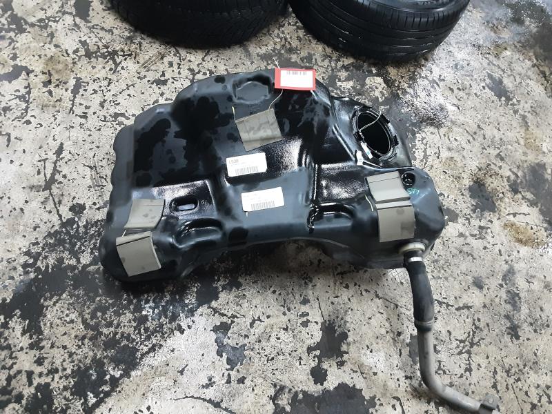 BRANDSTOFTANK DIELES Land Rover EVOQUE 06/11 - 19
