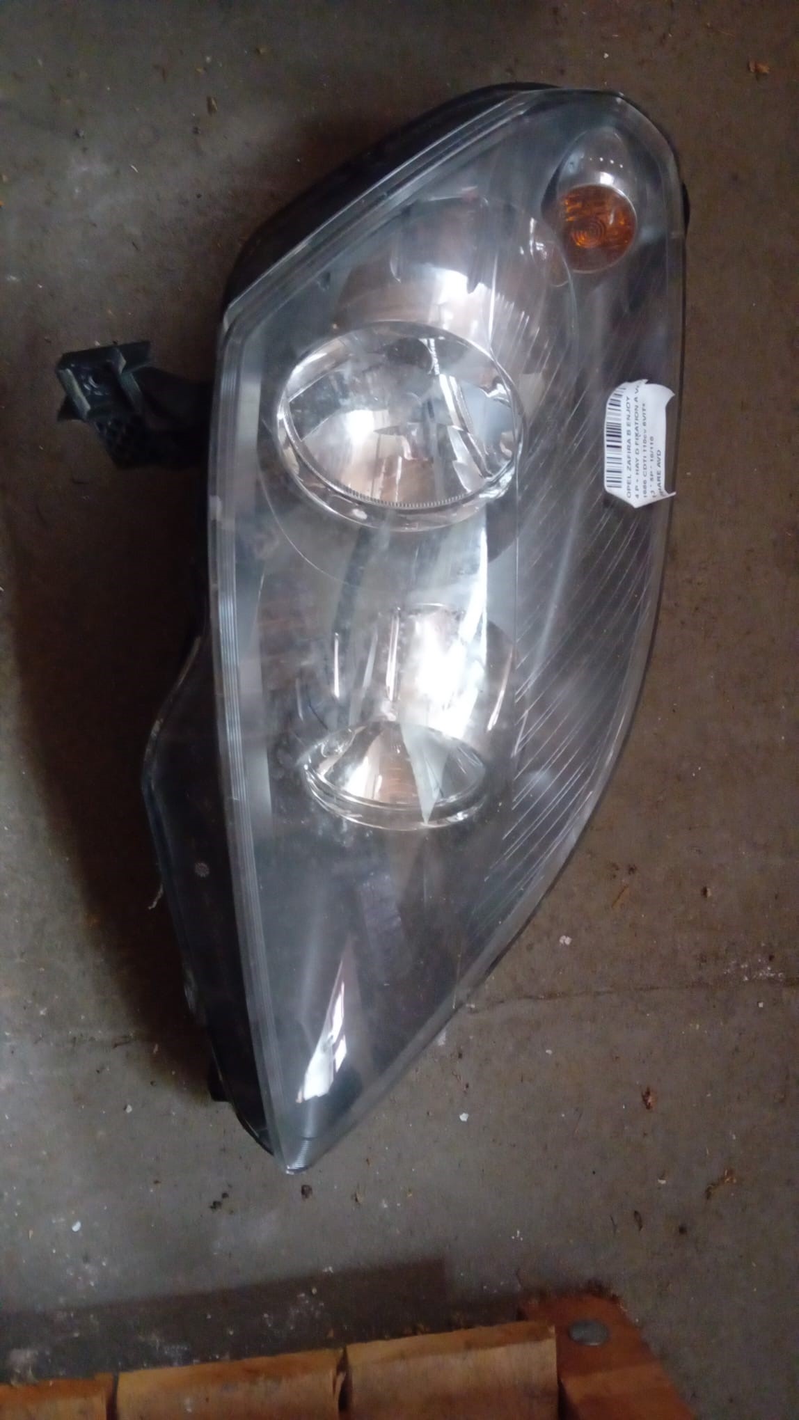 SCHEINWERFER RECHTS Opel ZAFIRA B 08/05+