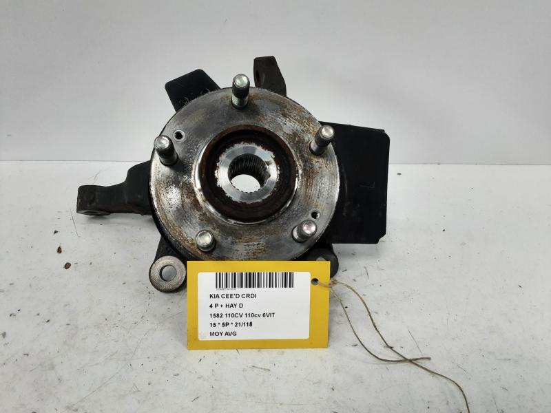 FRONT WHEEL HUB LEFT Kia CEED 05/12 - 15