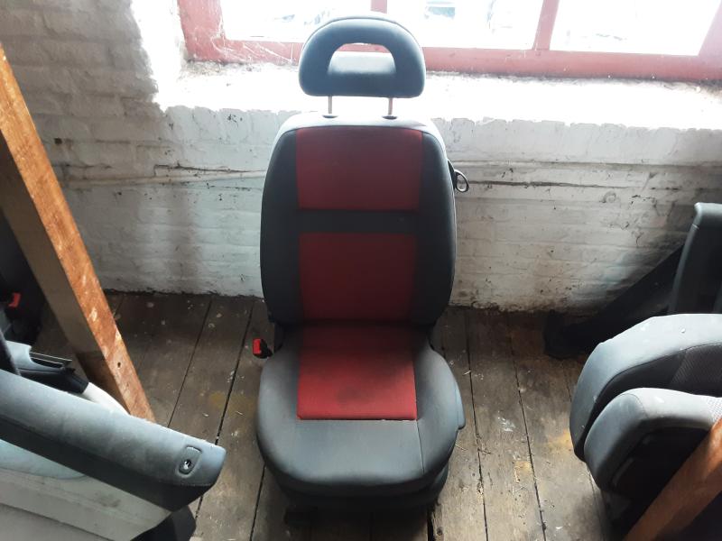 SIEGE AVANT GAUCHE Vw LUPO