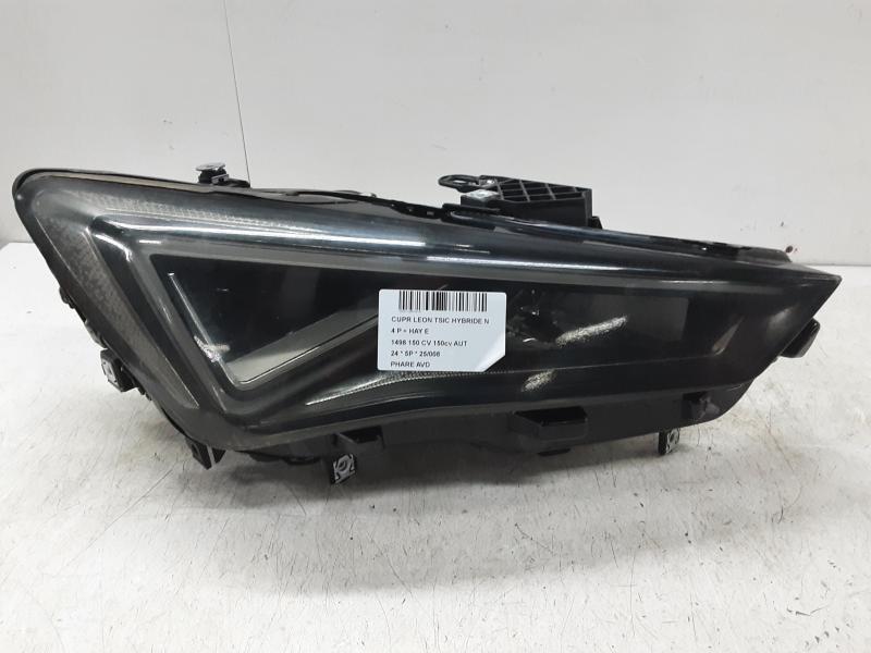 HEADLIGHT RIGHT Cupra LEON 2/20+