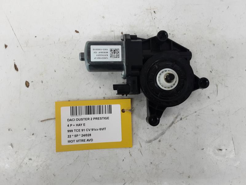 MOTOR RUITMECHANISME VOOR RECHTS Dacia DUSTER 1/18 - 24