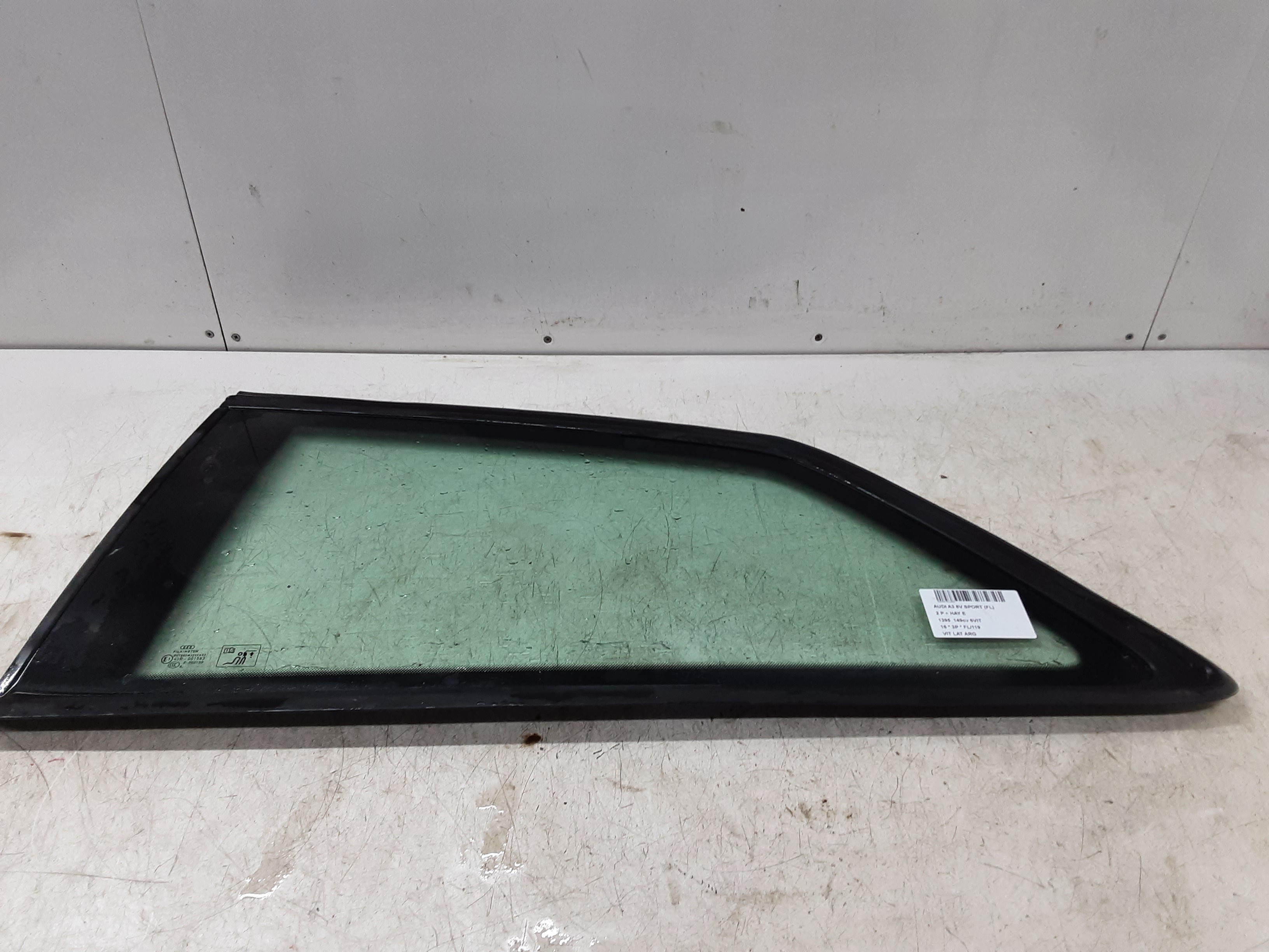 LEFT REAR WINDOW Audi A3 3,5D 7/16 - 20