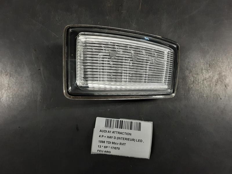 ACHTERLICHT LINKS Audi A1 10-14