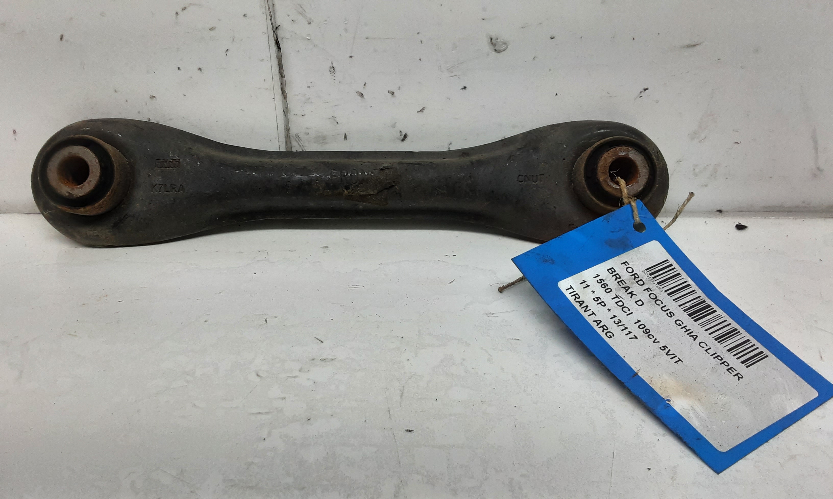 DRAAGARM ACHTER LINKS Ford FOCUS (3) 08 - 02/11
