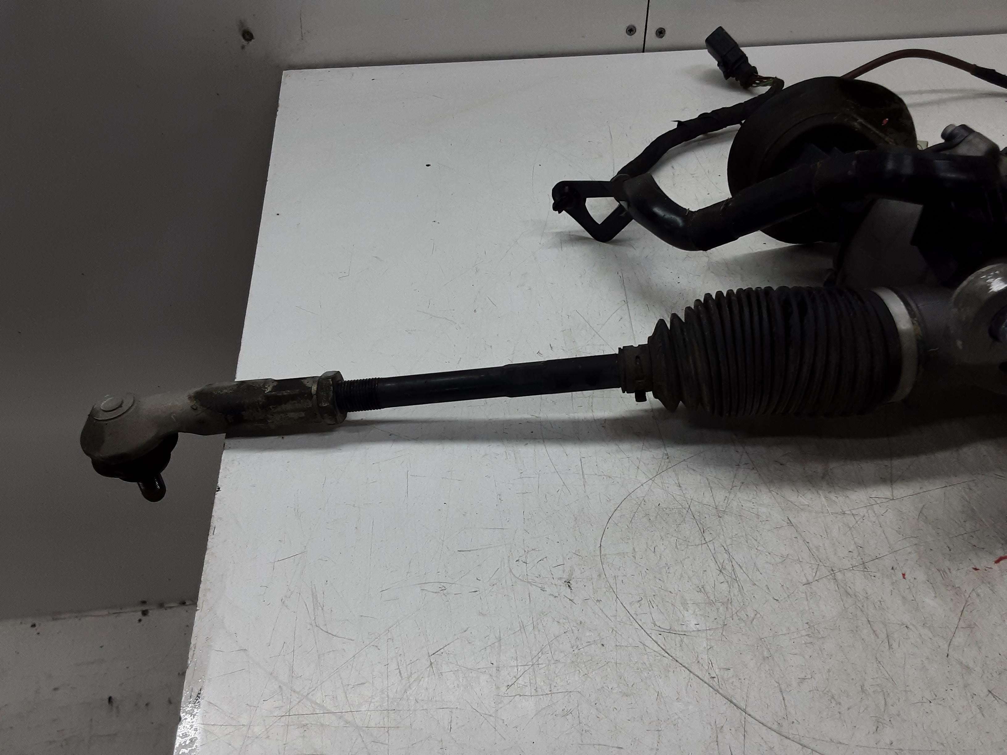 SPOORSTANG RECHTS VOOR Audi A3 4D 4/16 - 20