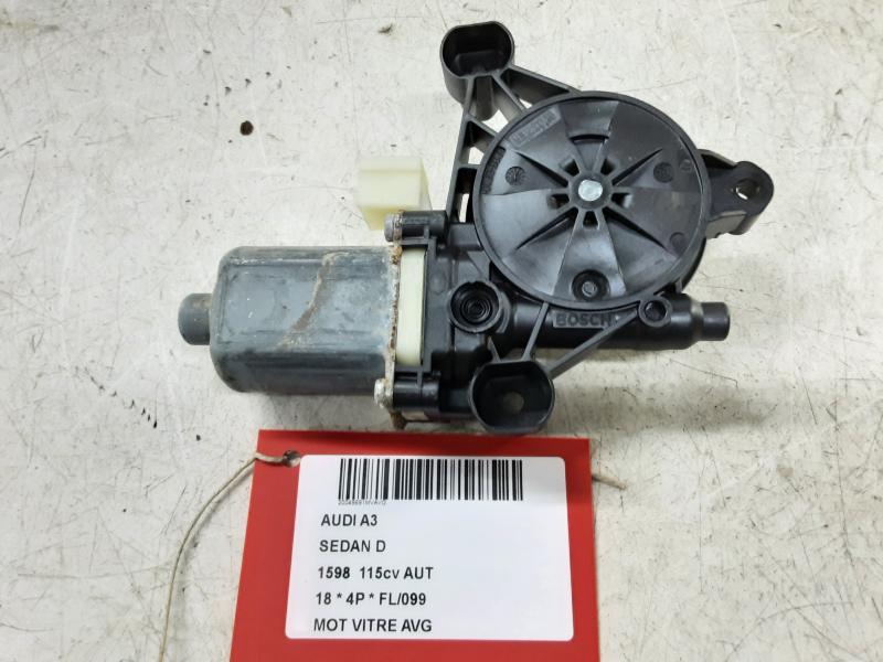 MOTEUR DE VITRE DE PORTE AVANT GAUCHE Audi A3 4D 4/16 - 20