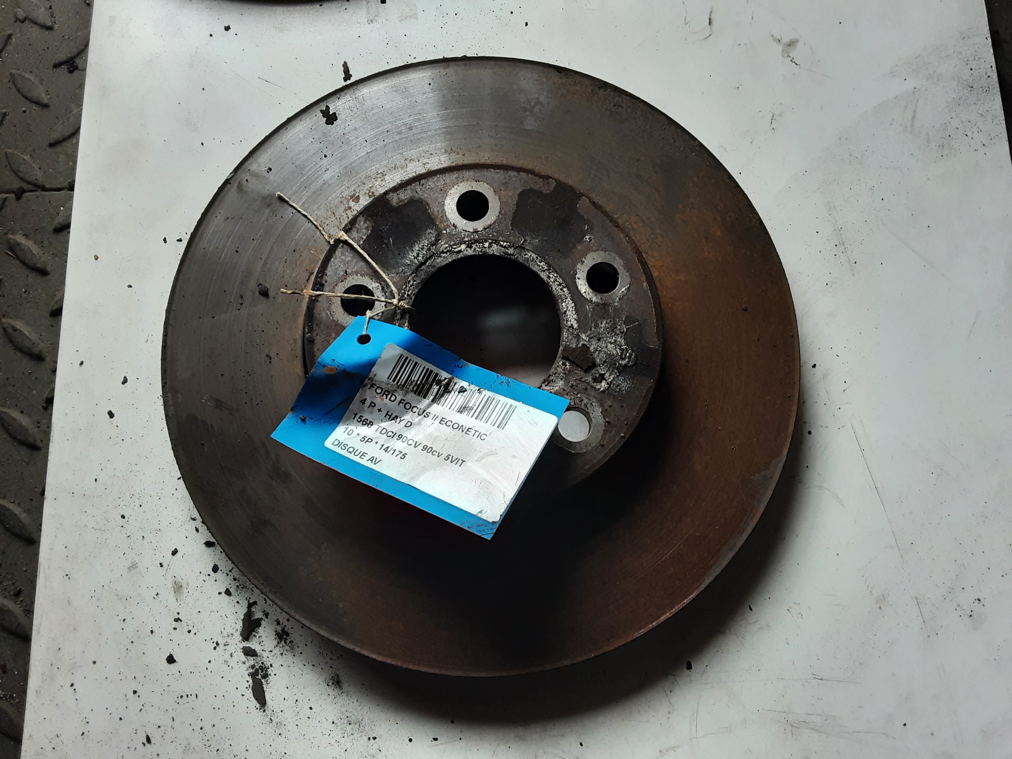 DISQUE AVANT Ford FOCUS CC 06 - 10