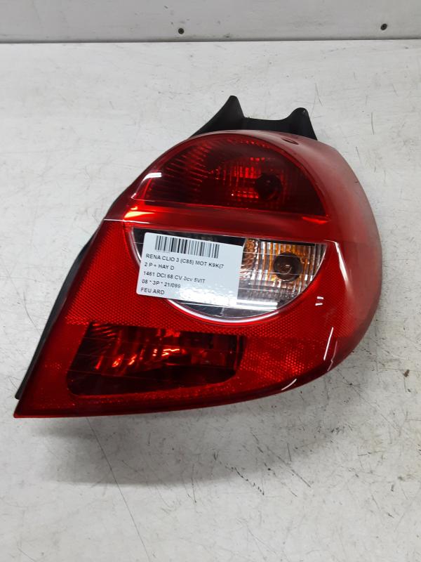 FEU ARRIERE DROIT Renault CLIO III 10/05 - 05/09