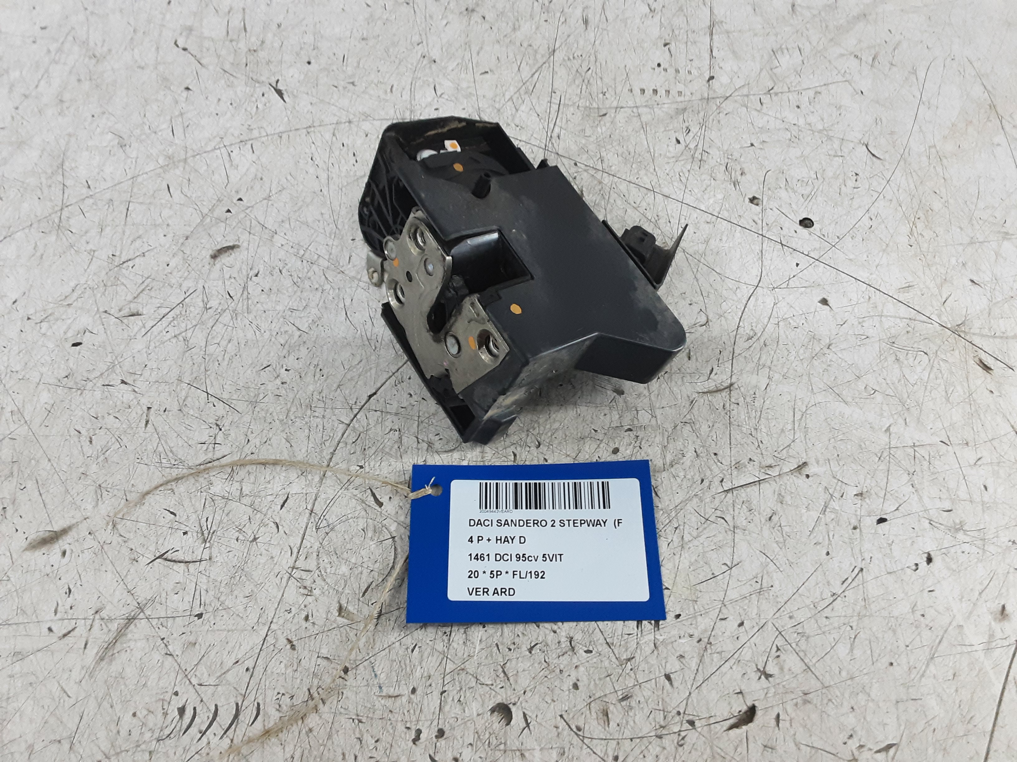 VERROUILLAGE DE PORTE ARRIERE DROITE Dacia SANDERO 12/16 - 20