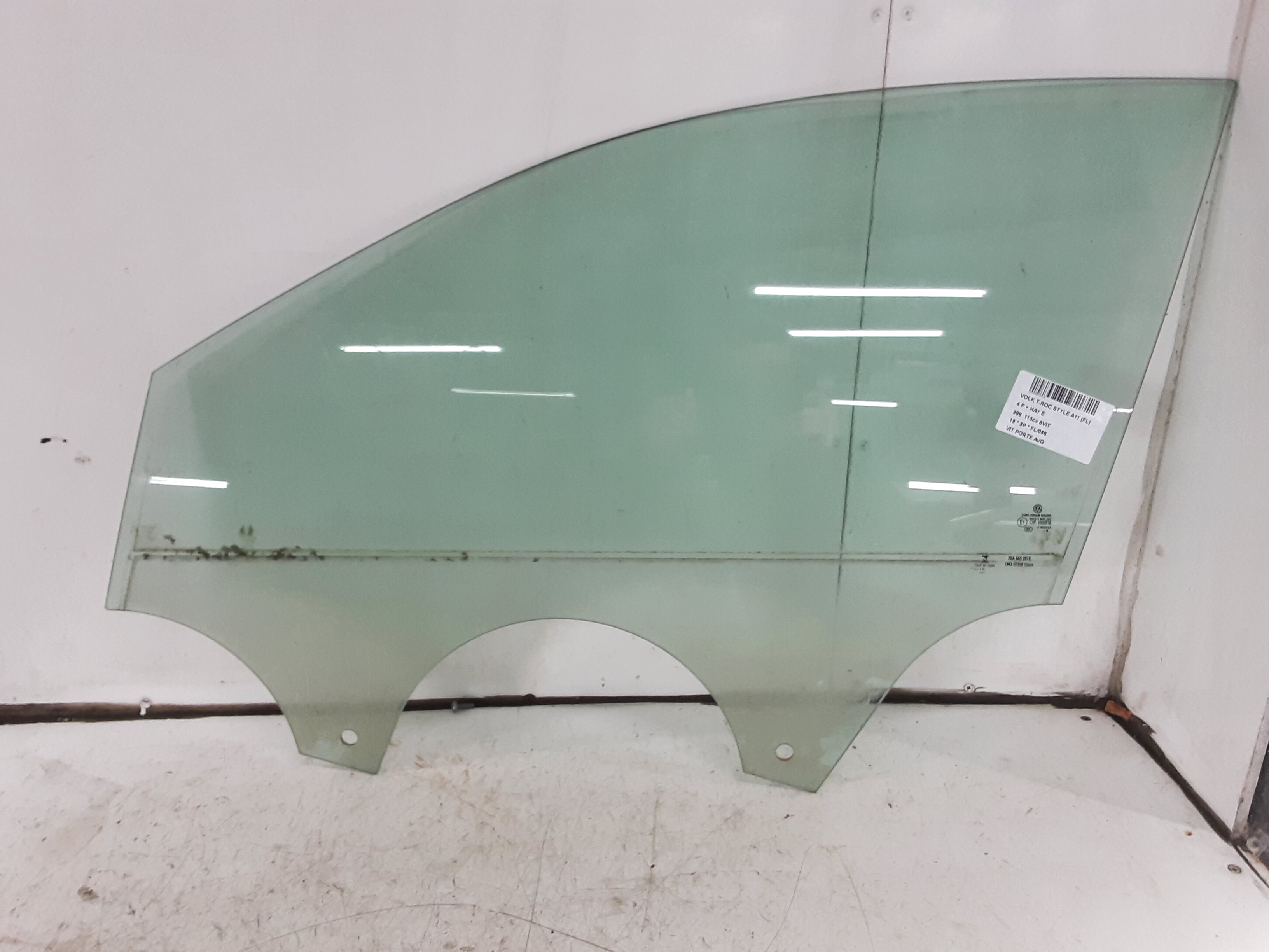 LEFT FRONT DOOR WINDOW Vw T-ROC 10/17 - 4/22