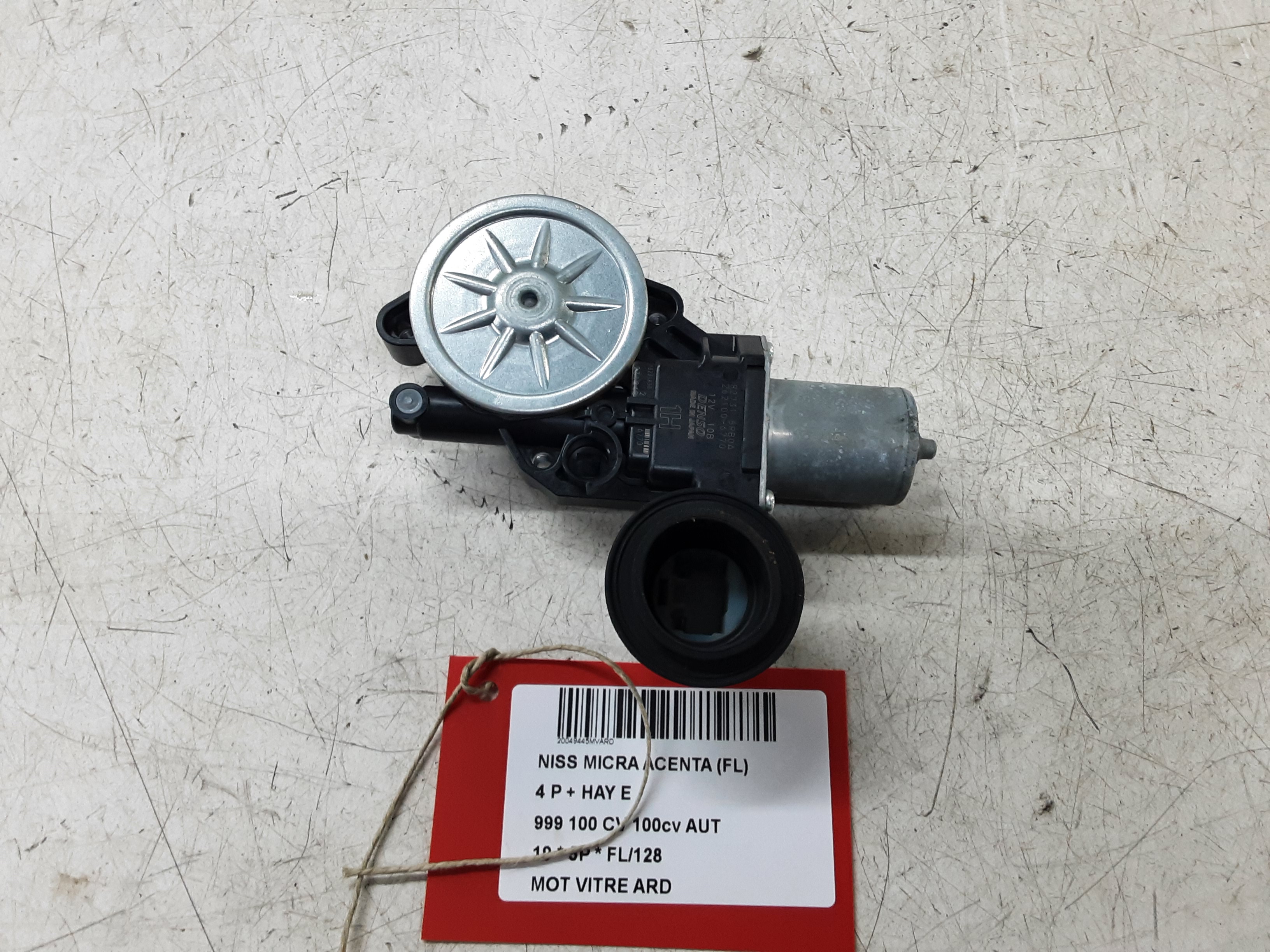 MOTEUR DE VITRE DE PORTE ARRIERE DROITE Nissan MICRA 3/17+ K14