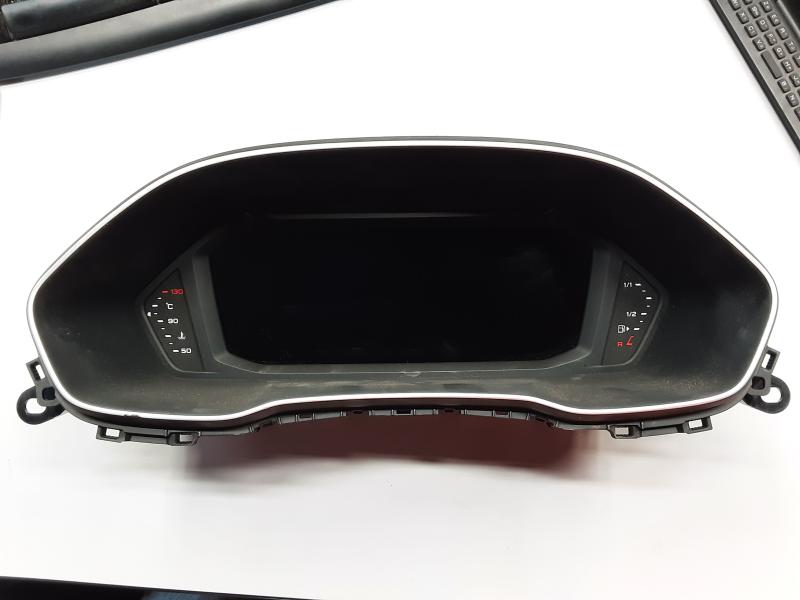KM TELLER Audi Q3 11/18+