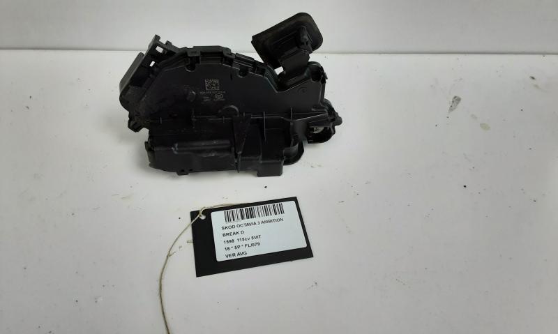 VERGRENDELING VOOR LINKS Skoda OCTAVIA (5E) FaceLift 3/17 - 20