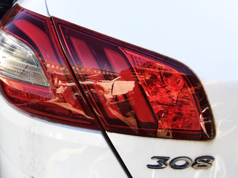 FEU ARRIERE GAUCHE DE HAYON Peugeot 308 (2) 9/13-6/17