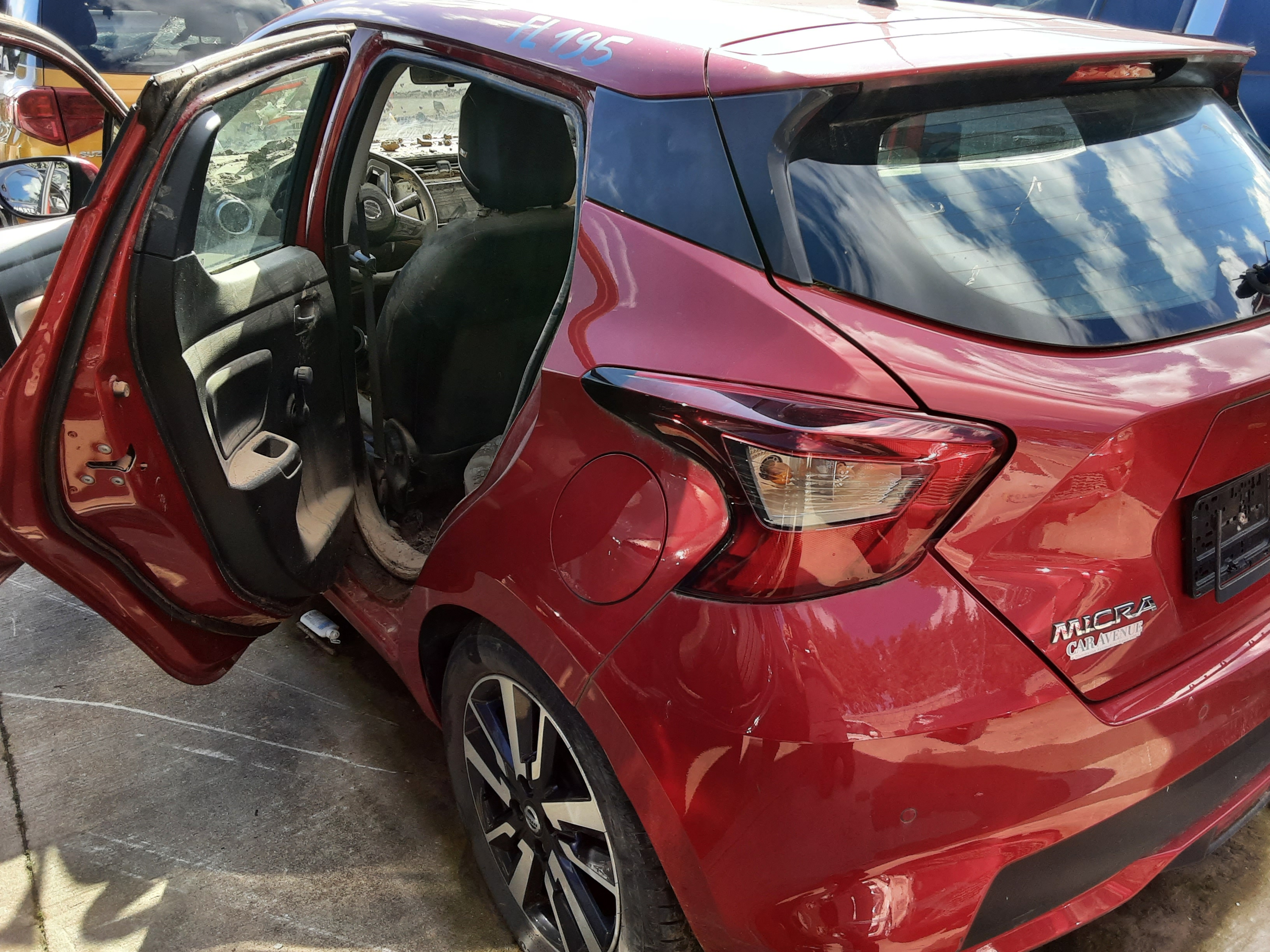 SPATBORD ACHTER LINKS Nissan MICRA 3/17+ K14