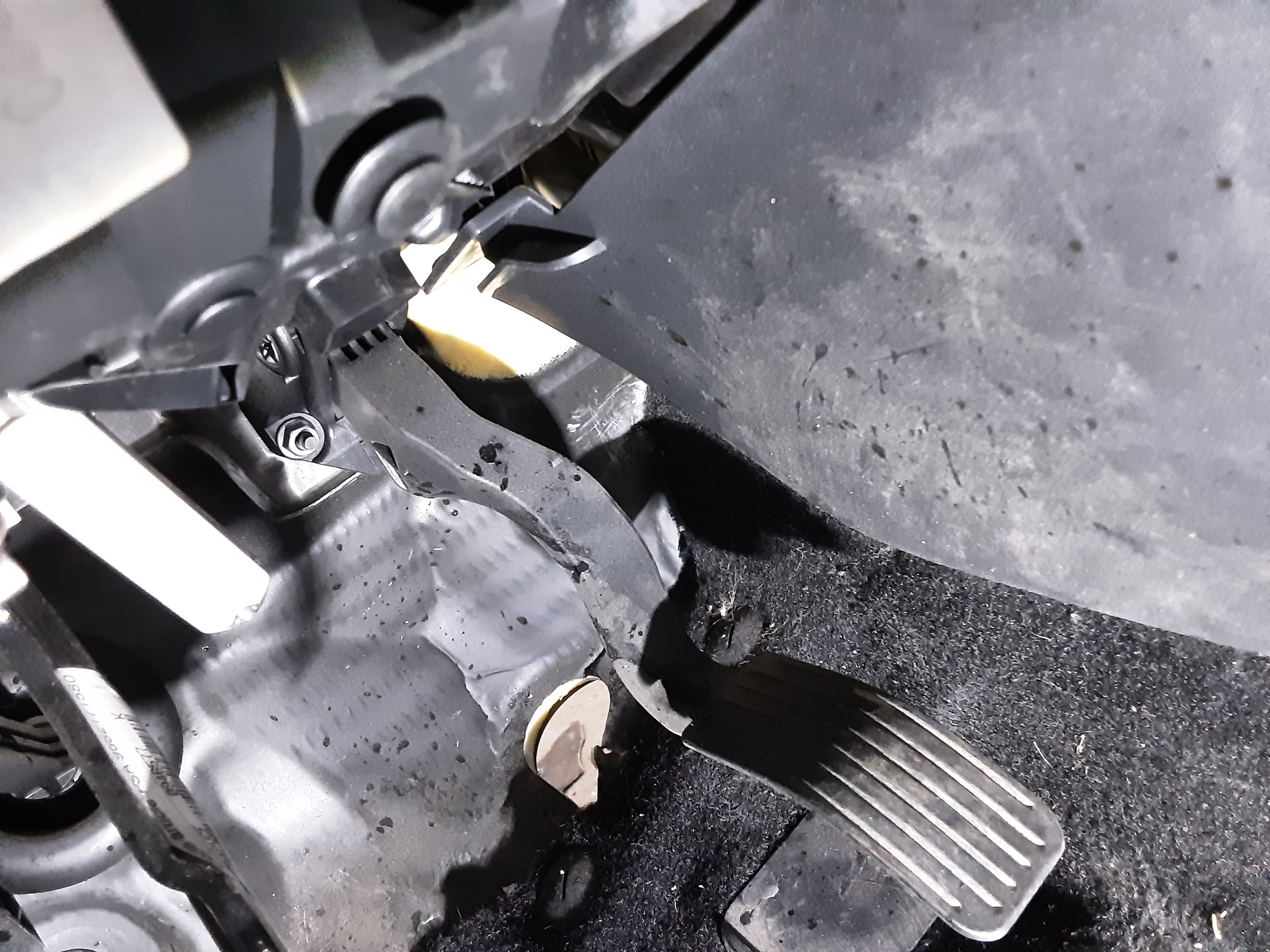 GASPEDAAL Peugeot 2008 (1)  5/13 - 4/16