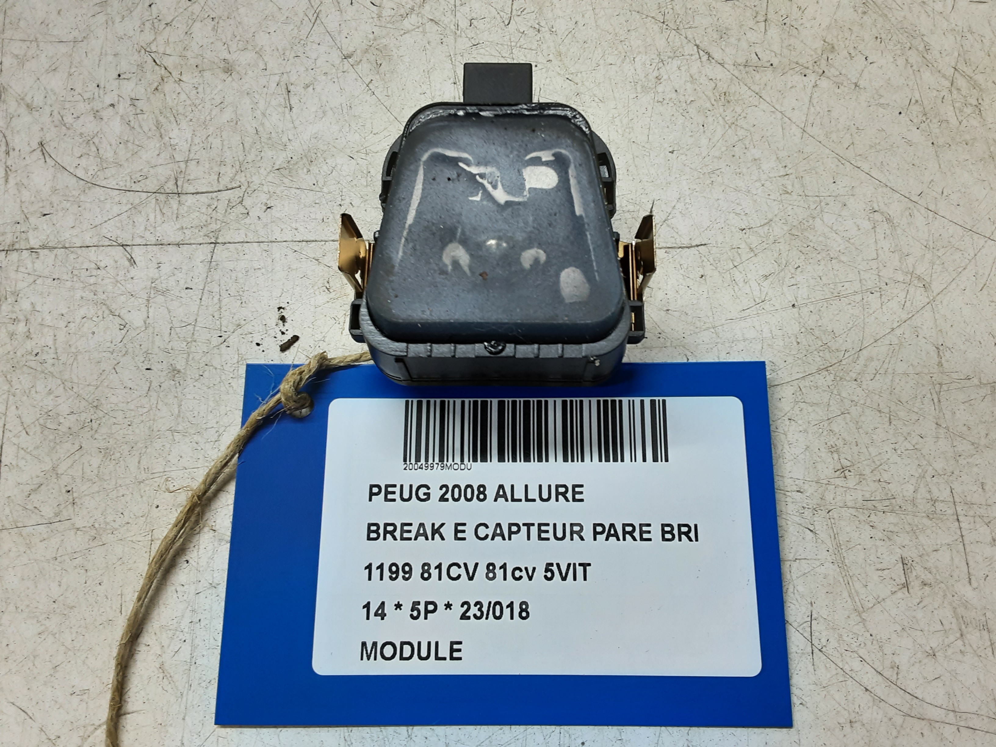 MODULE Peugeot 2008 (1)  5/13 - 4/16