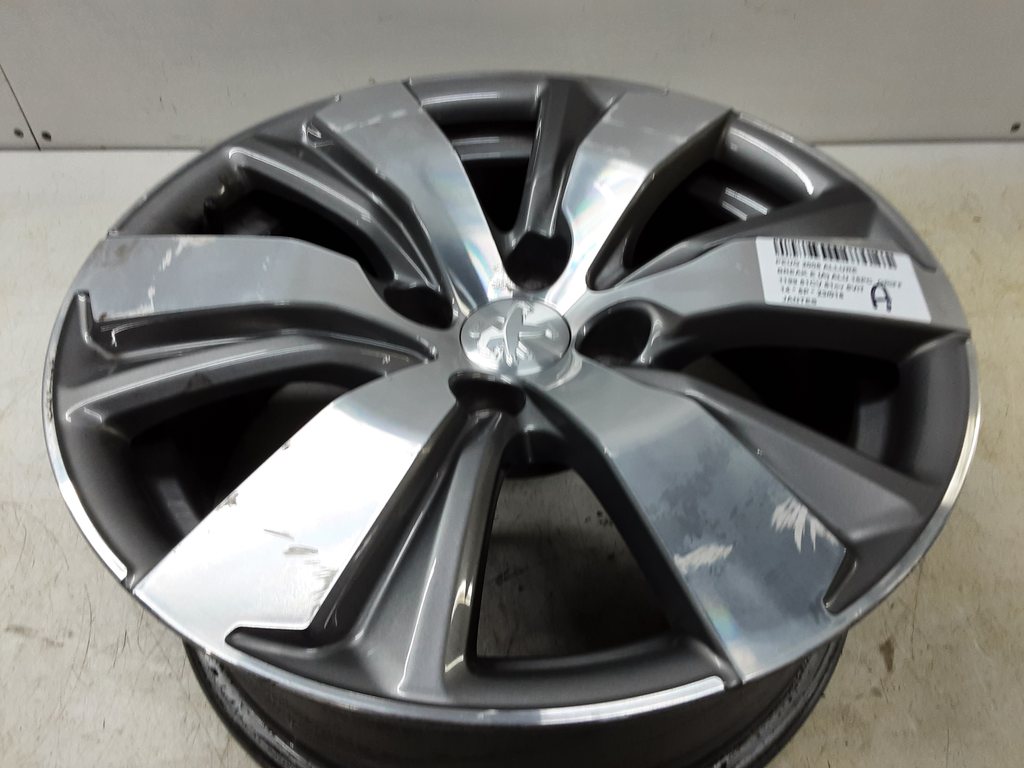 RIM Peugeot 2008 (1)  5/13 - 4/16