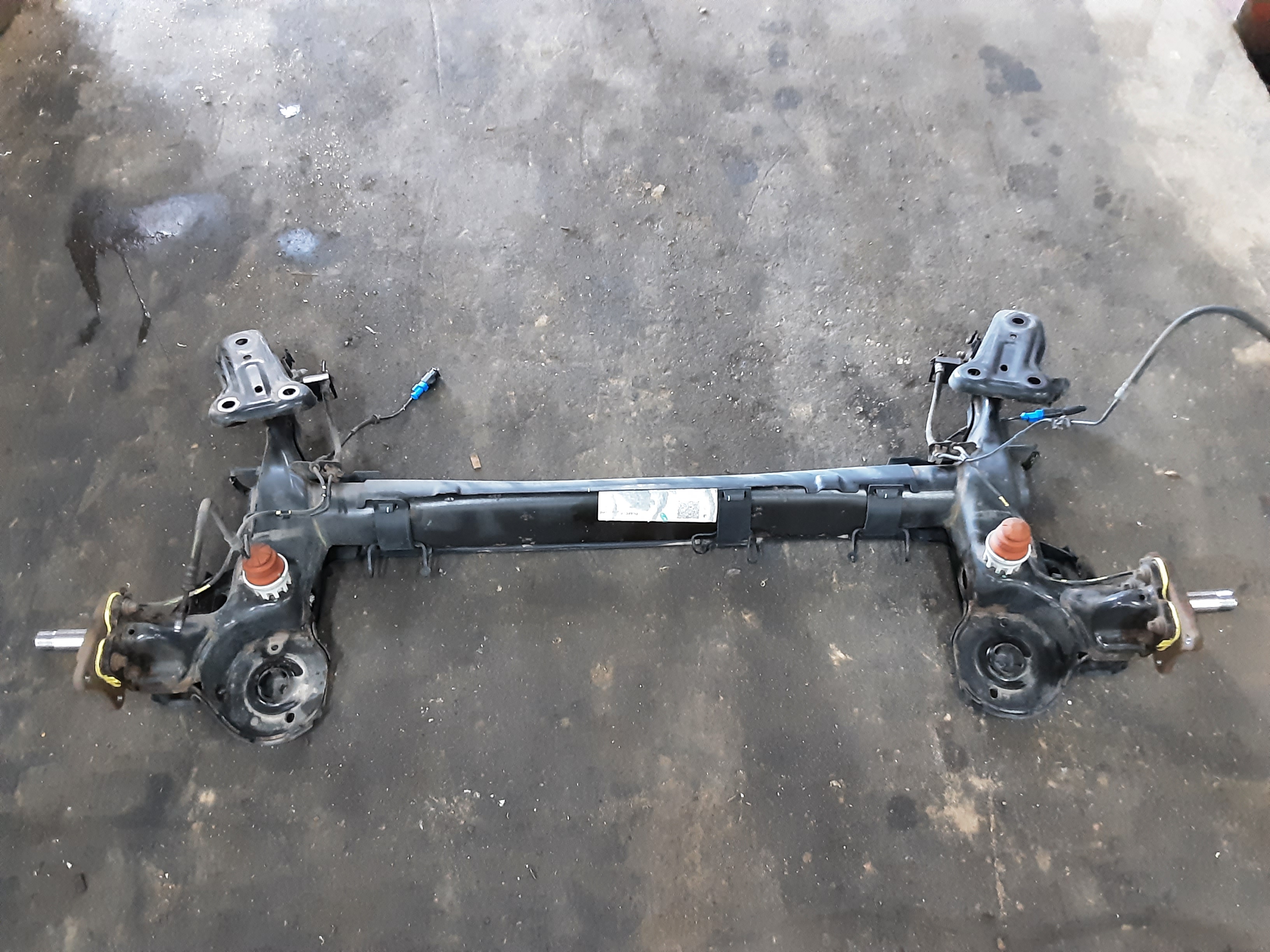ACHTERAS Peugeot 2008 (1)  5/13 - 4/16 ACHTERAS Peugeot 2008 (1)  5/13 - 4/16