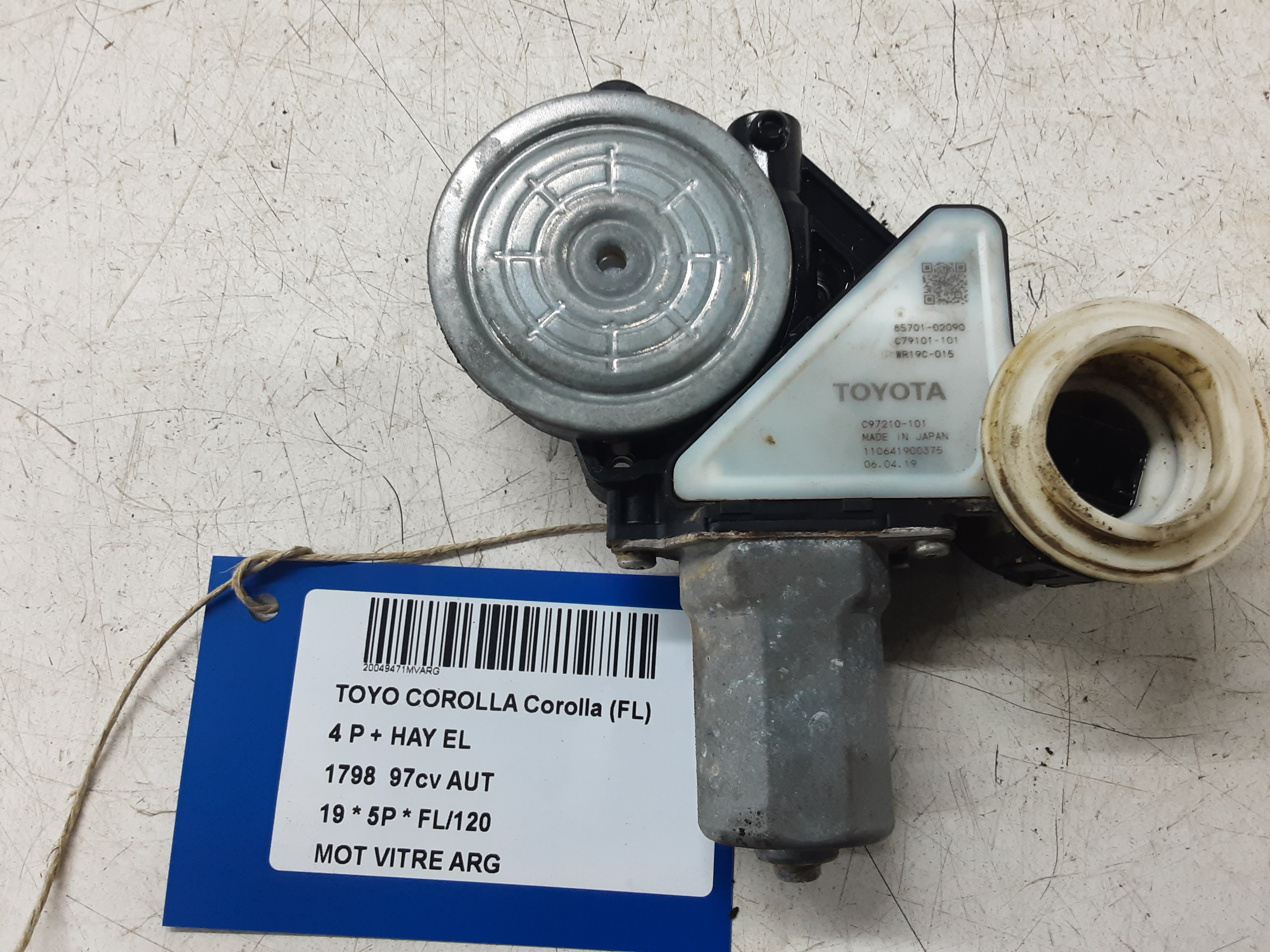 MOTOR RUITMECHANISME ACHTER LINKS Toyota COROLLA 5P/5D 18+