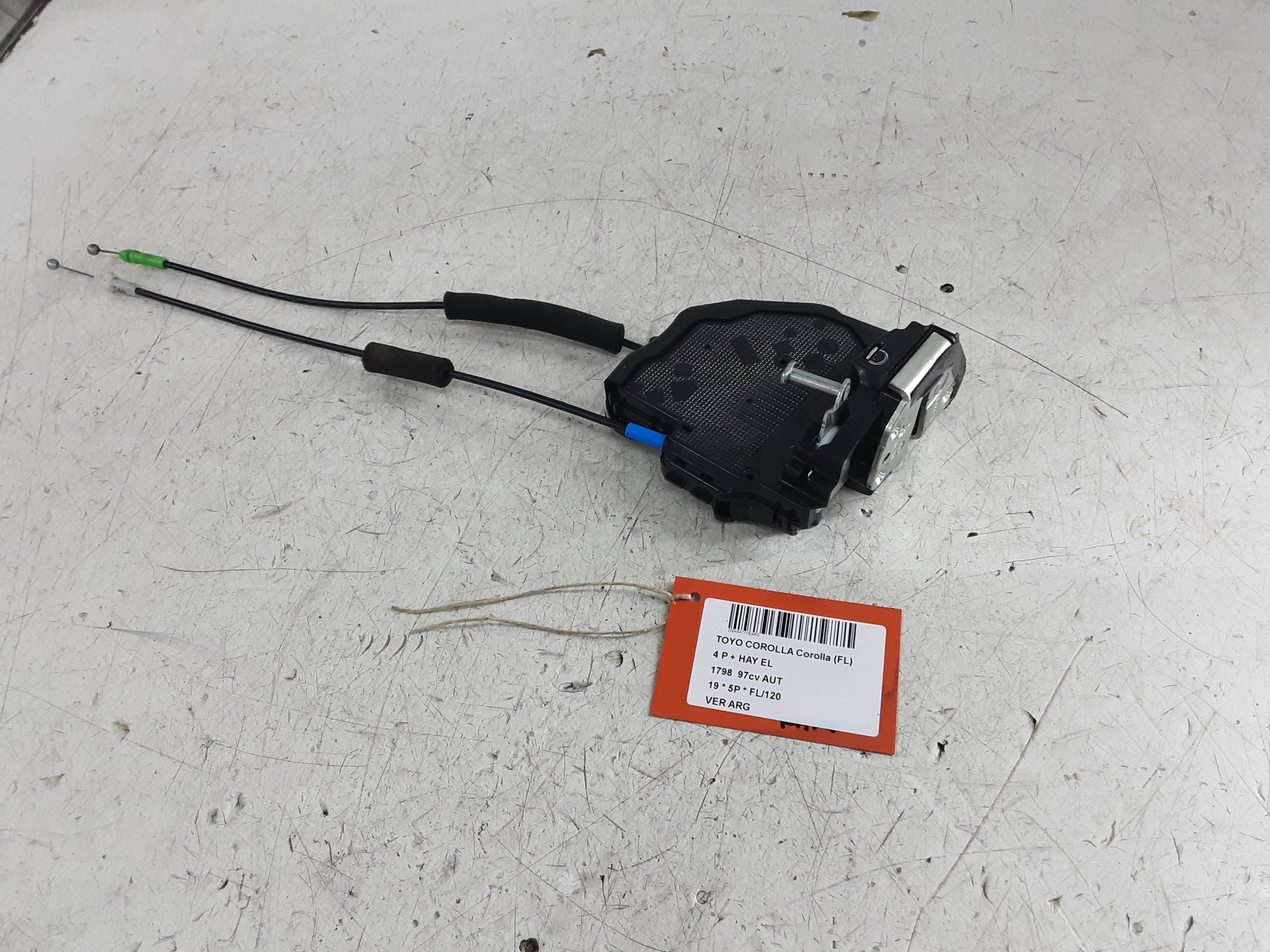 VERGRENDELING ACHTER LINKS Toyota COROLLA 5P/5D 18+