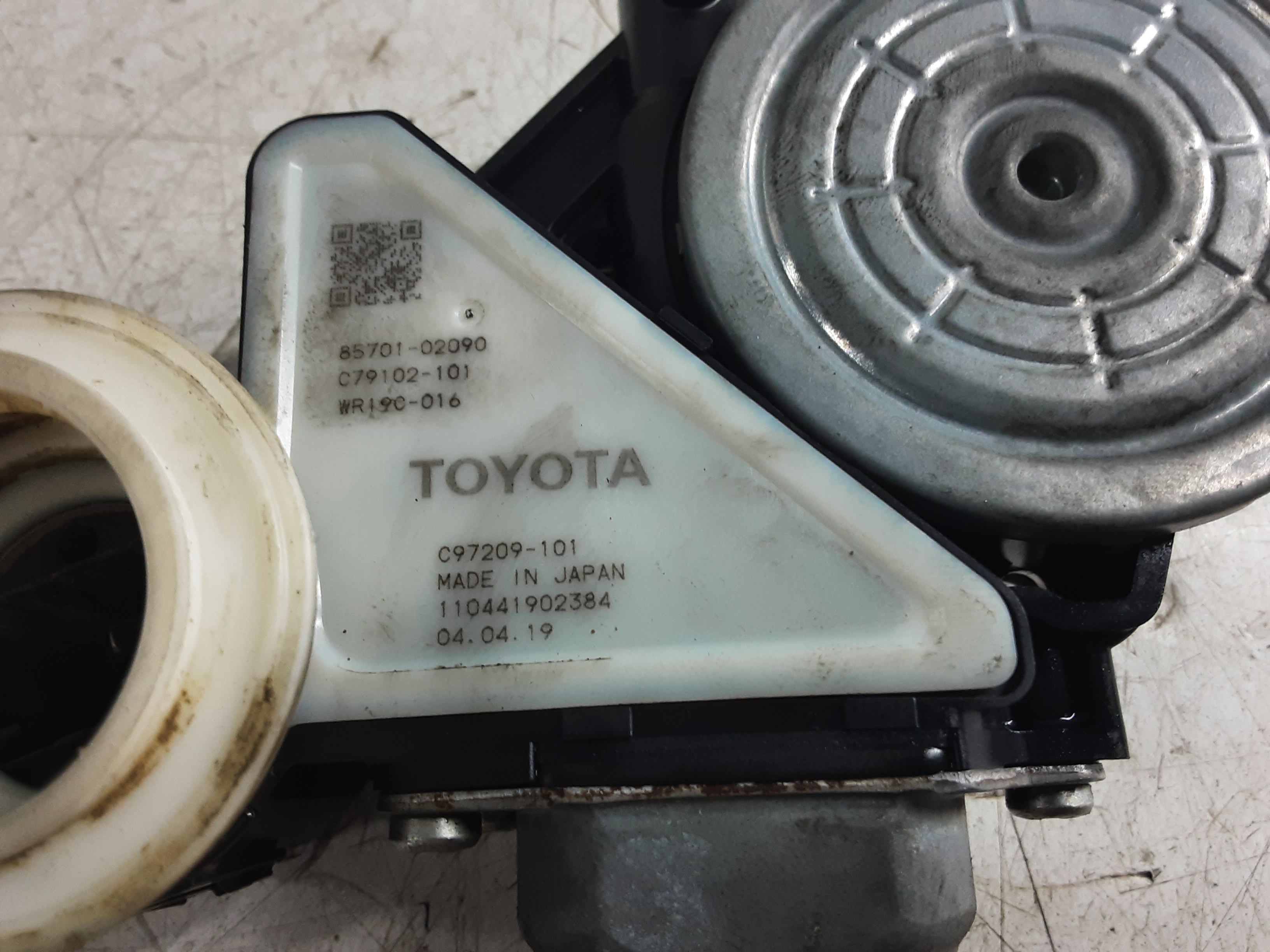 MOTOR RUITMECHANISME VOOR RECHTS Toyota COROLLA 5P/5D 18+