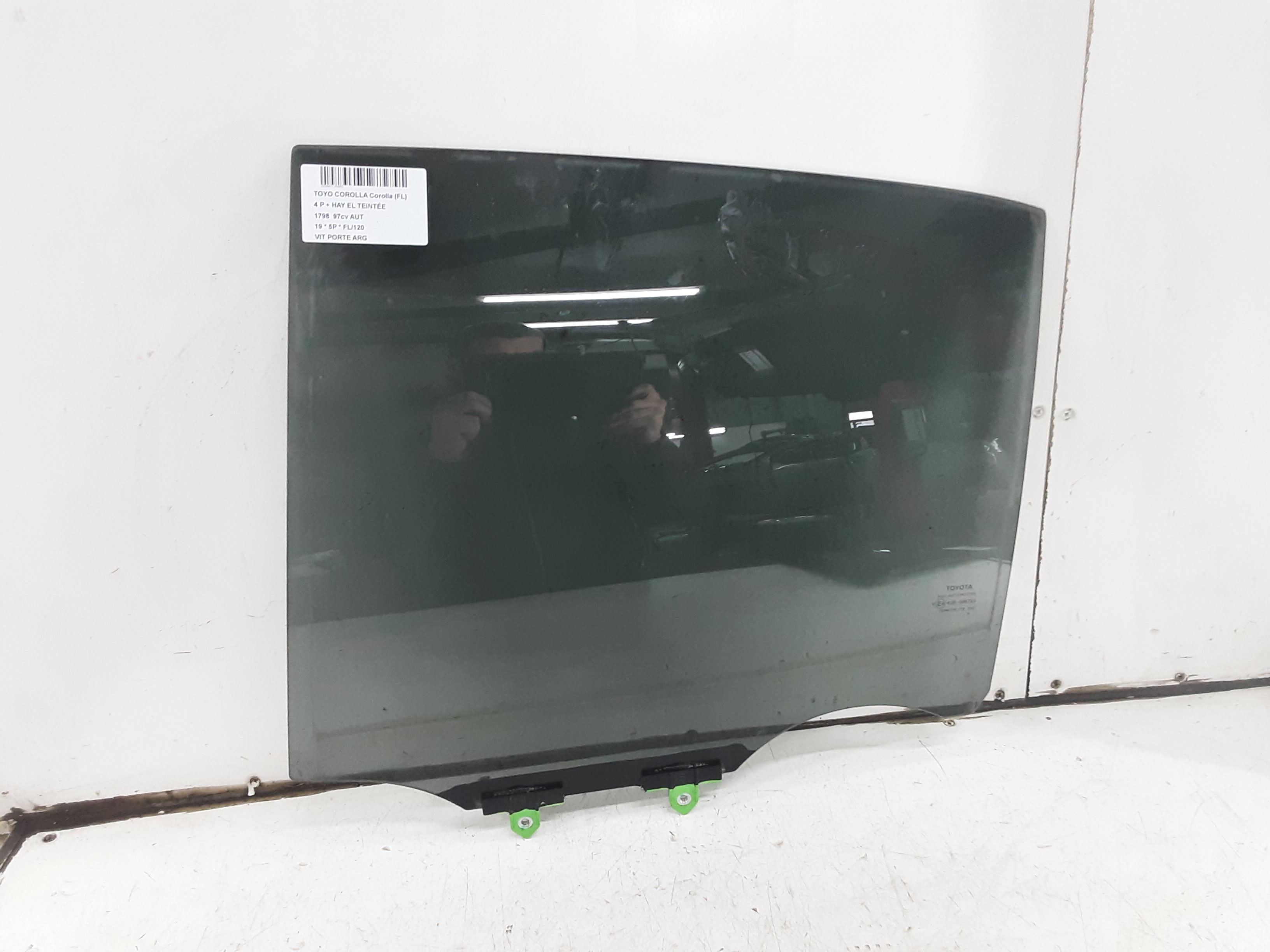 LEFT REAR DOOR WINDOW Toyota COROLLA 5P/5D 18+