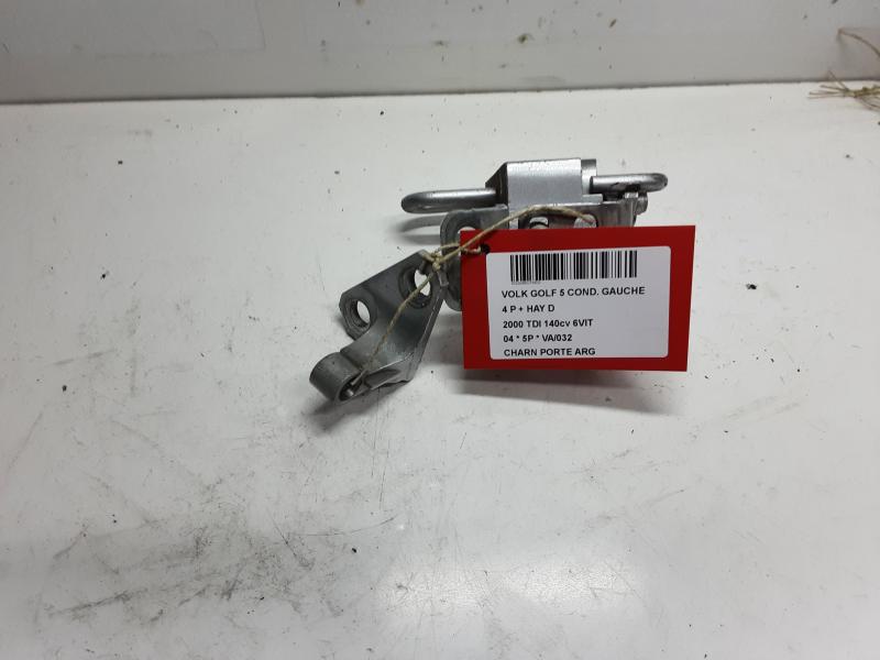 CHARNIERE DE PORTE ARRIERE GAUCHE Vw GOLF V 11/03 - 08