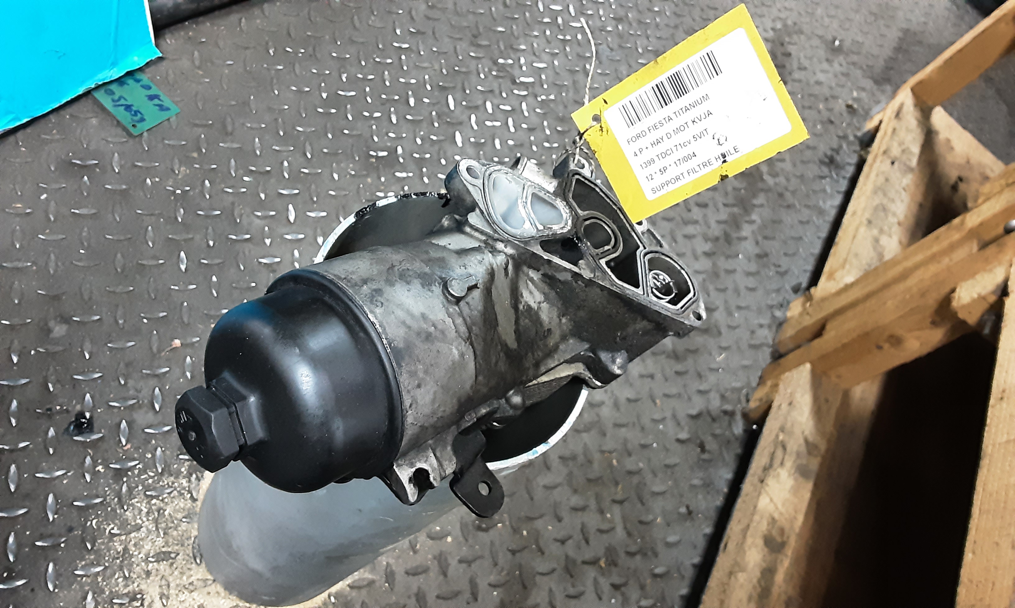 SUPPORT-FILTRE A HUILE Ford FIESTA 11/08 - 13
