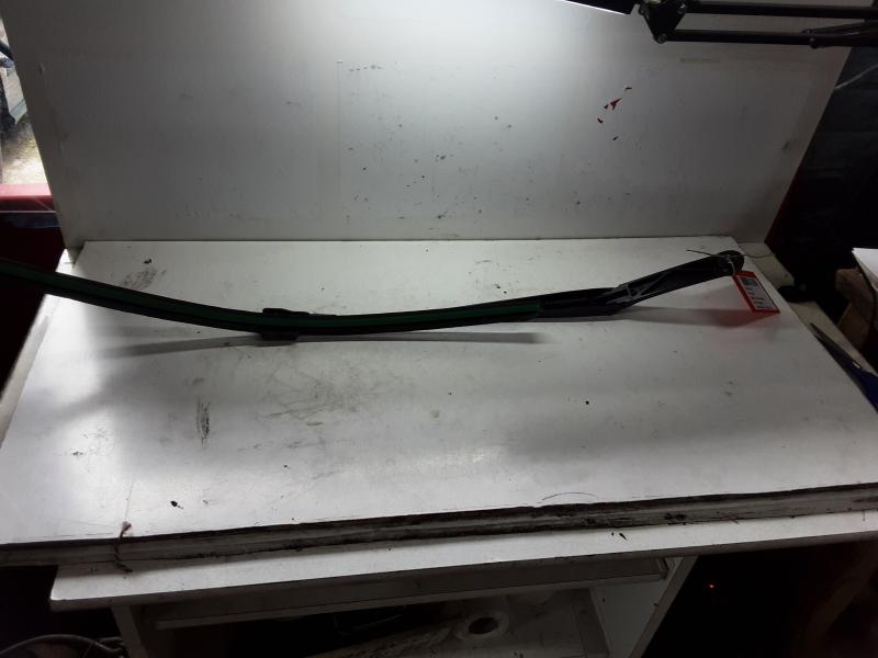 SCHEIBENWISCHERARM LINKS VORNE Vw GOLF V 11/03 - 08