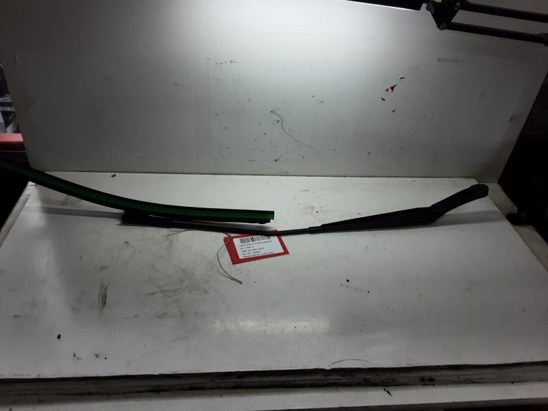 SCHEIBENWISCHERARM LINKS VORNE Vw GOLF V 11/03 - 08