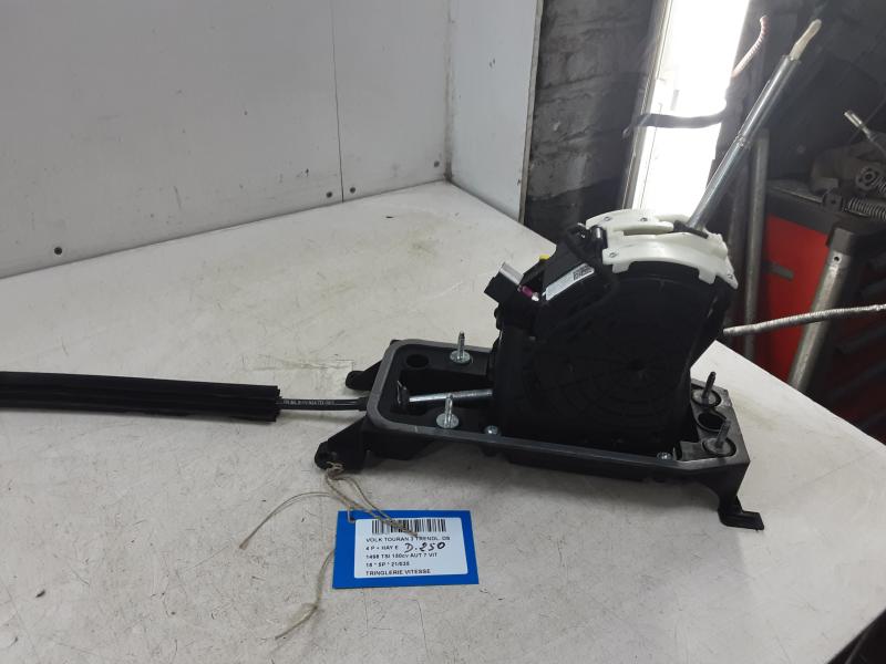 TRINGLERIE DE VITESSES Vw TOURAN 09/15+