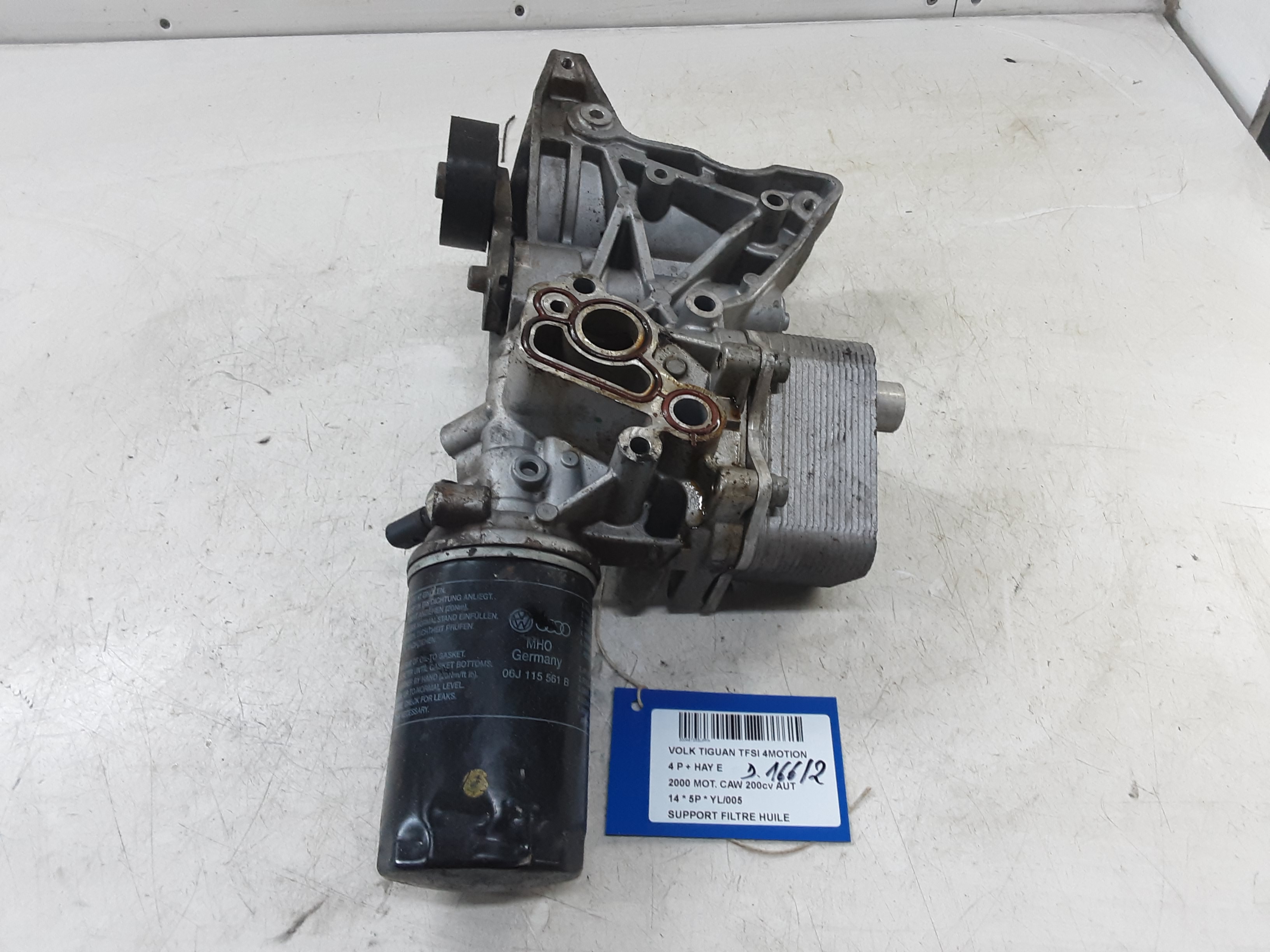 SUPPORT-FILTRE A HUILE Vw TIGUAN (2) 07/11 - 16