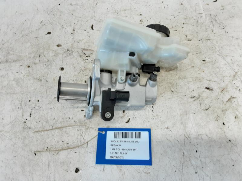 HOOFDREMCILINDER Audi A3 3,5D 9/12 - 16