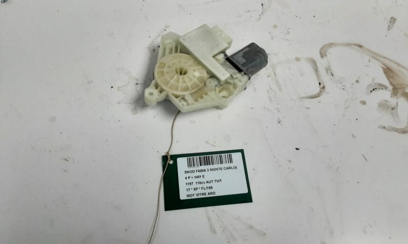 MOTOR RUITMECHANISME ACHTER RECHTS Skoda FABIA (NJ) MK3 10/14 -9/18