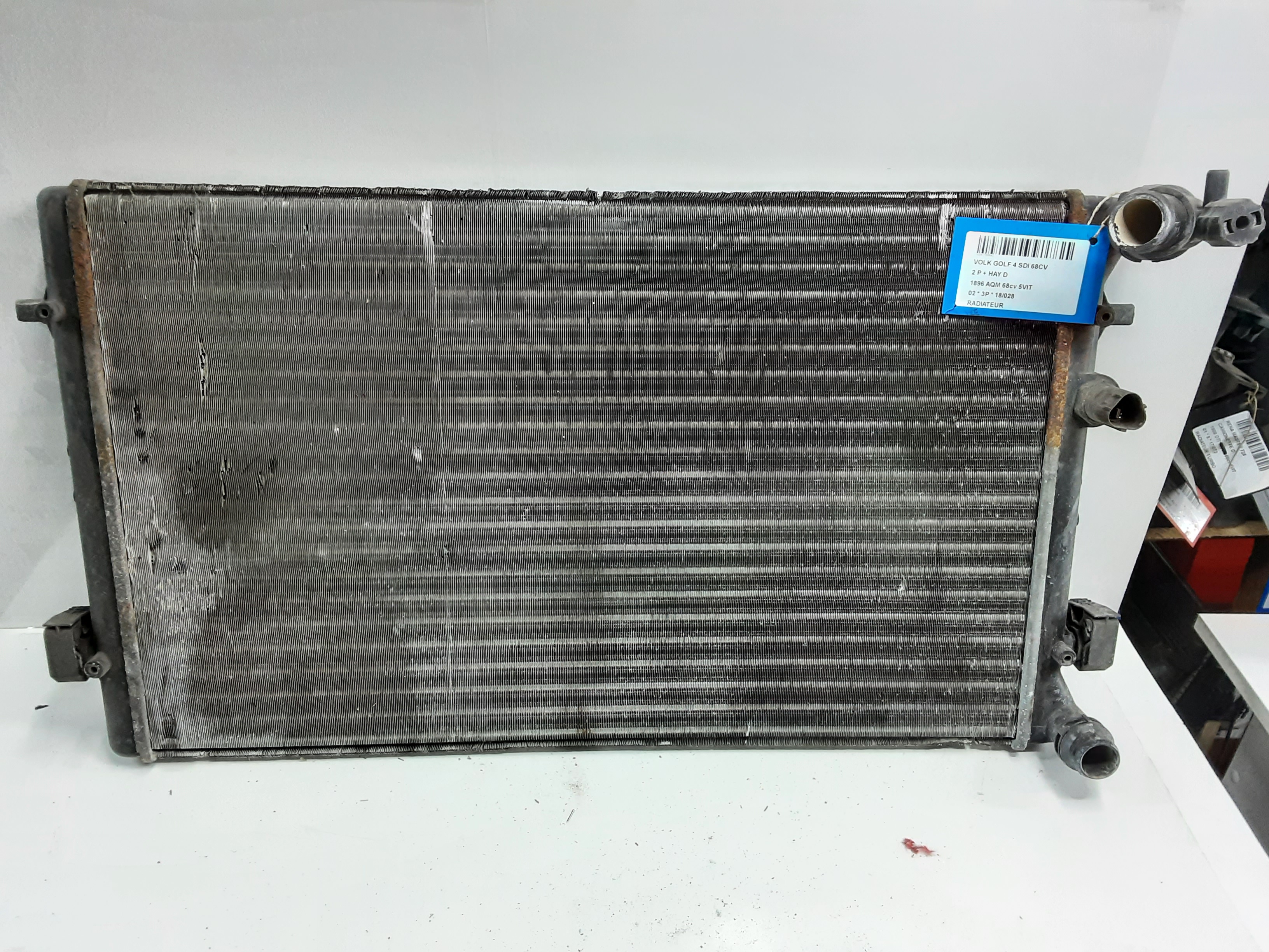 RADIATEUR Vw GOLF IV 11/97 - 03